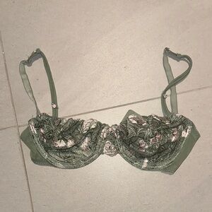 Victoria's Secret Green Floral Bra